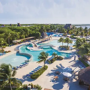 bluebay-grand-esmeralda.allrivieramayahotels.com/