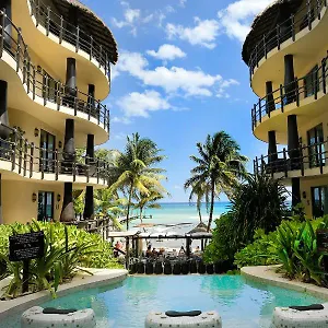 **** Hotel El Taj Oceanfront&beachside México