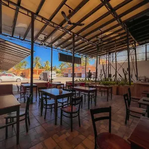 Hotel cápsula Oasis, Mazatlán