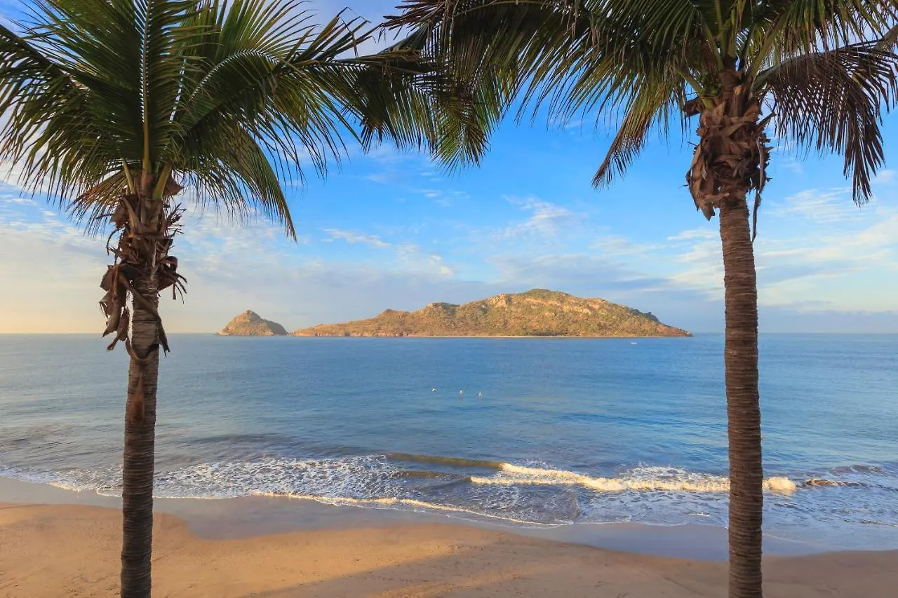 ***** Hotel Courtyard By Marriott Mazatlan Beach Resort Mexico