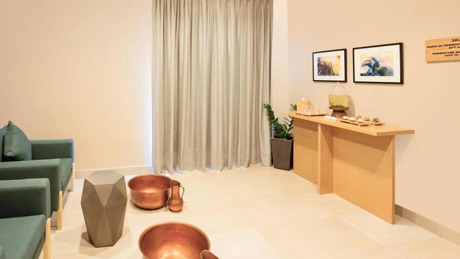Courtyard By Marriott Mazatlan Beach Resort Hotel