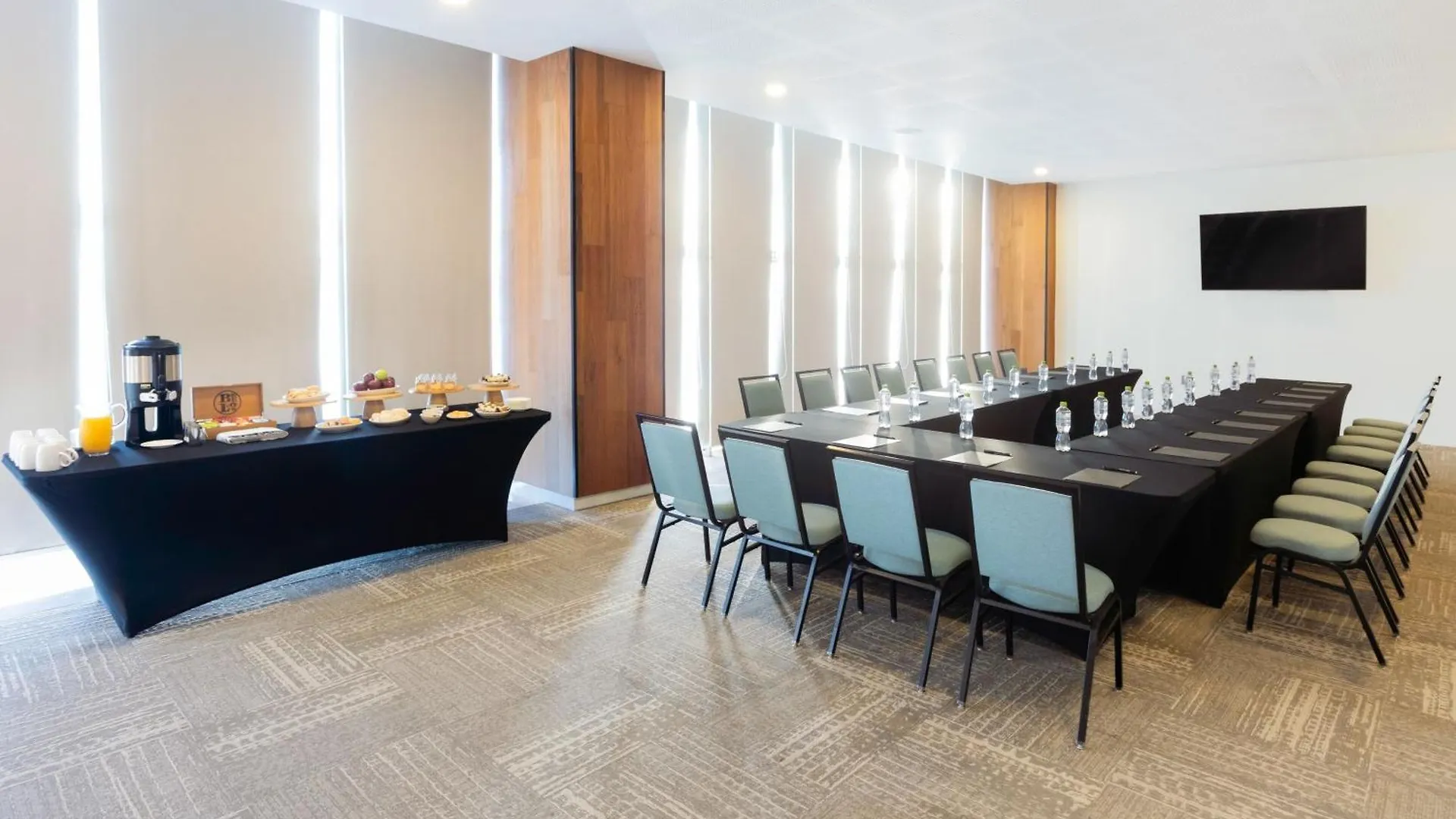 Courtyard By Marriott Mazatlan Beach Resort Hotel