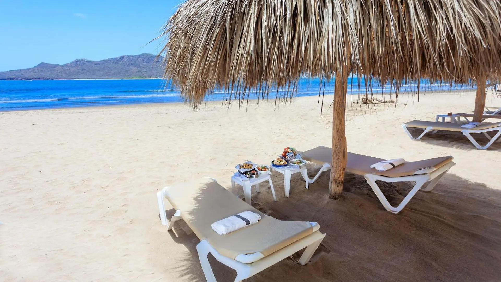 Hotel Courtyard By Marriott Mazatlan Beach Resort
